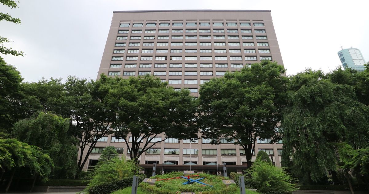 「74日目」新しいレンズを通して見た「県庁」、それは少しづつ積み上げていく感覚を思い出した。そんな16ヶ所目。 | ALIS