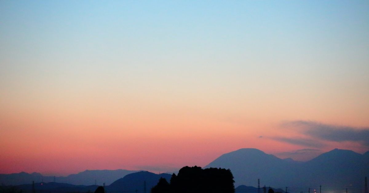 春の夕暮れグラデーション | ALIS